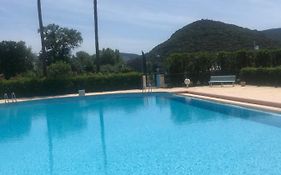 Idéal couple, magnifique 2 pièces piscine